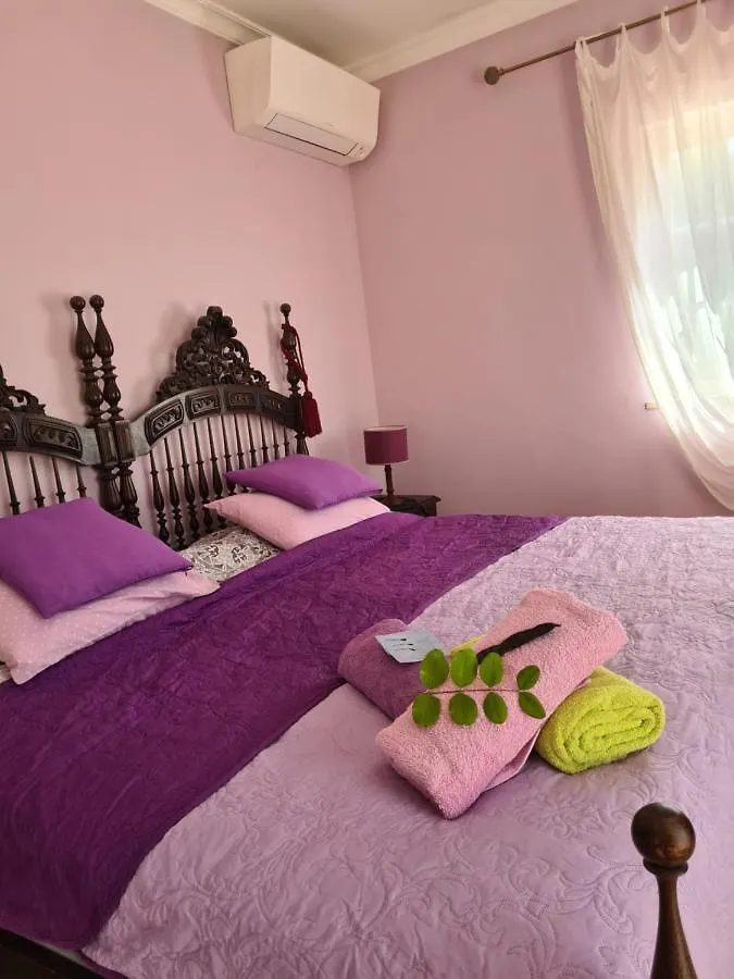 Alojamento de Acomodação e Pequeno-almoço Casa Dos Ventos Acomodação com café da manhã Olhão Portugal